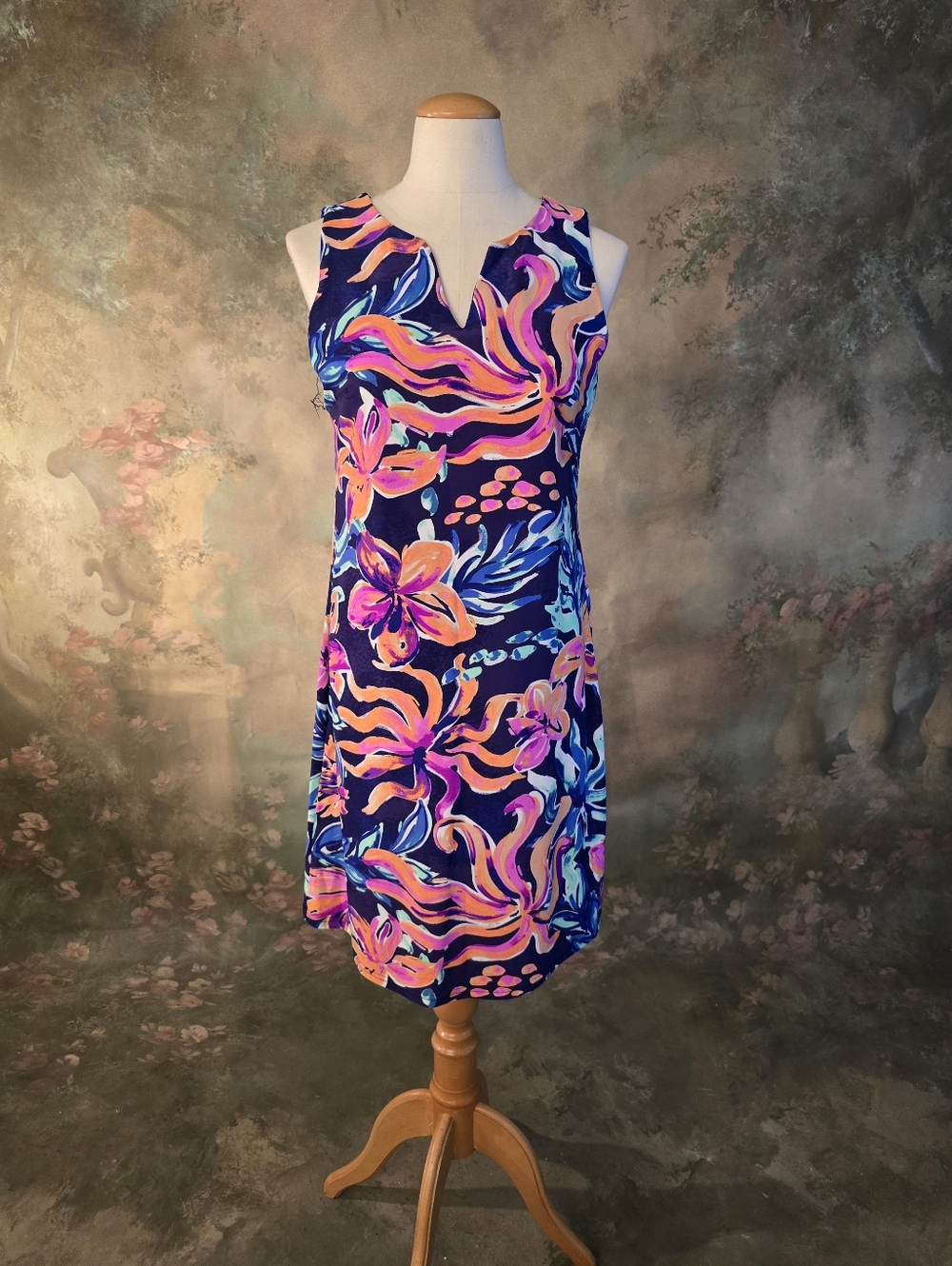 Axyeh Sleeveless Vneck Floral Lily Dress S